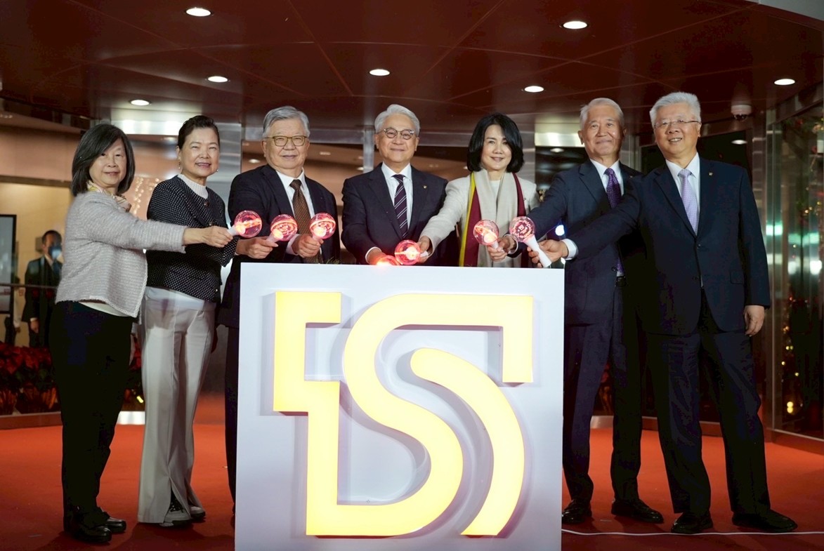 20251205_pressrelease_christmas-1