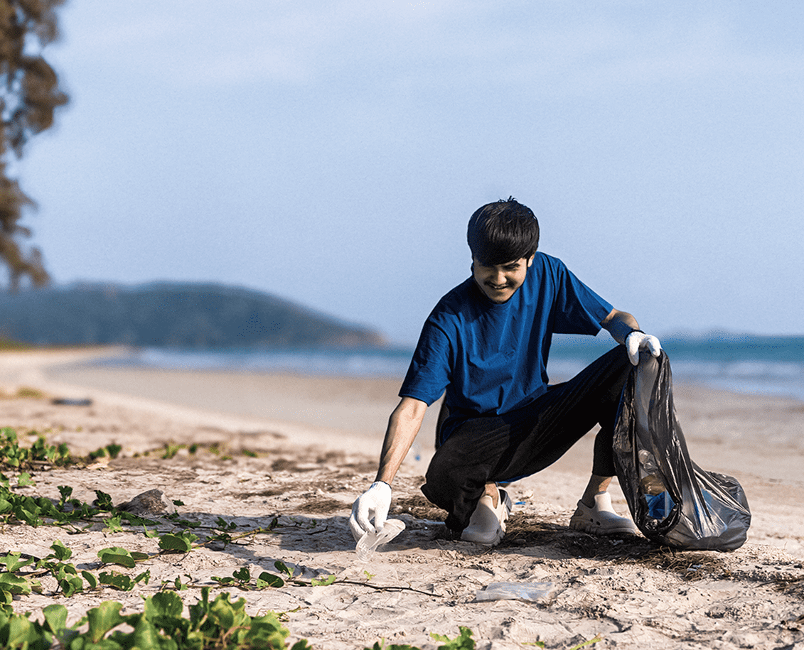 台新金控參與、贊助淨灘活動，實踐企業社會責任、綠色永續與環境保護，呼應 ESG 發展目標。 | 台新新光金控